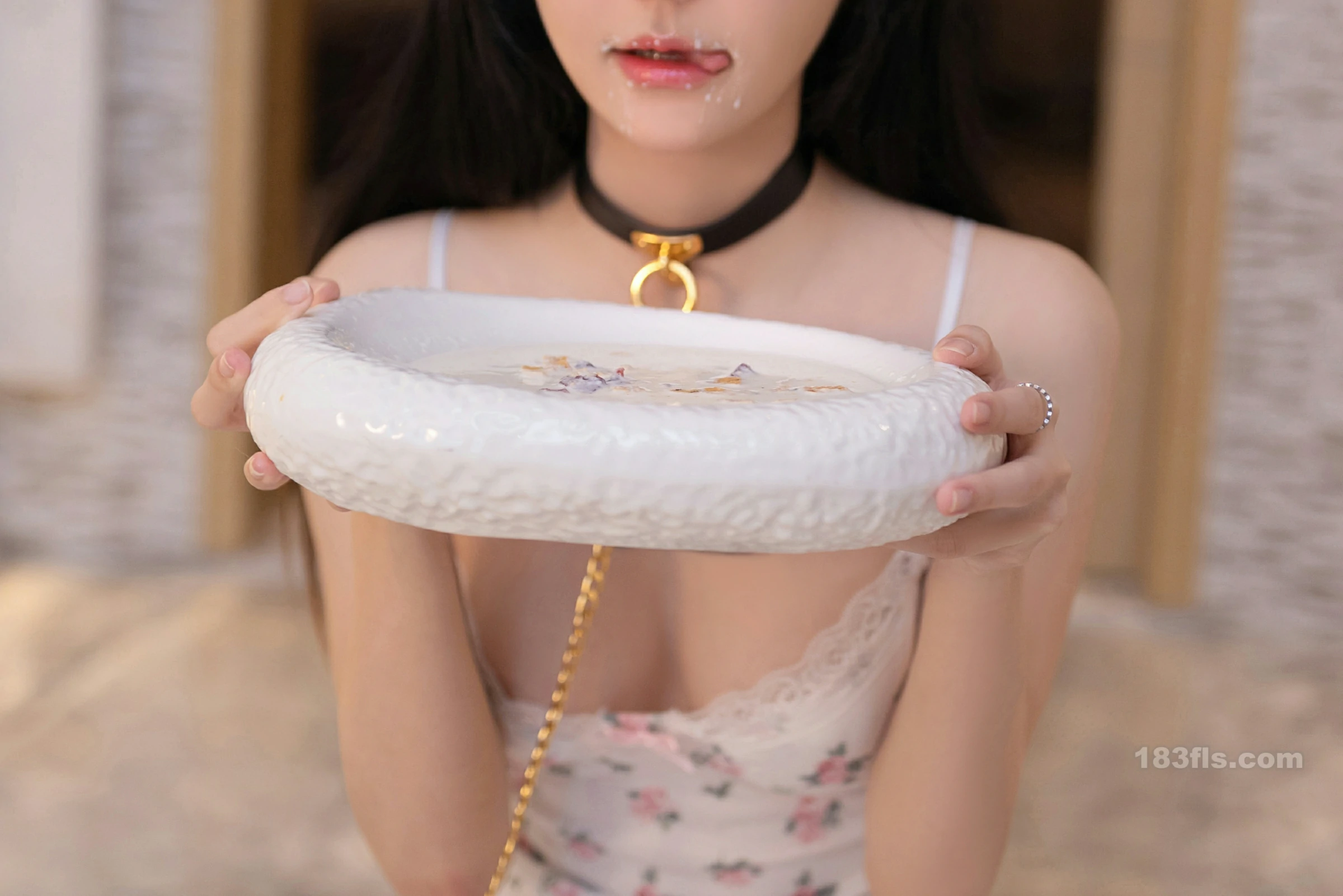 Gallery -         xiuren秀人网 - XiuRen 福利谢小蒽(幼幼)大尺度内购无码流出白色花纹睡裙 - 妹妹美 - Sister Beauty -        - image 4