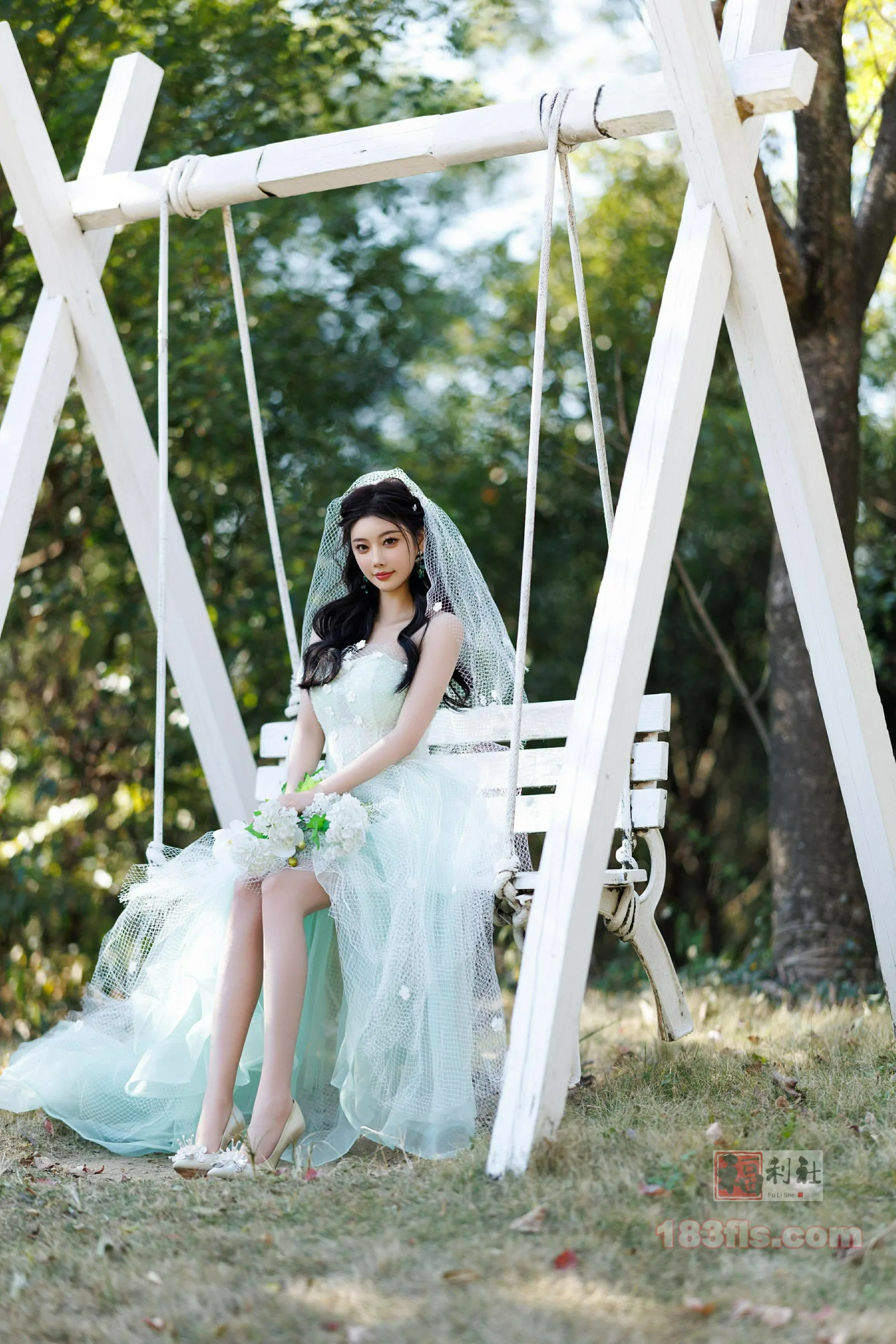 Gallery -         xiuren秀人网 - XiuRen 福利杨晨晨Yome大尺度内购无码流出黑白婚纱 - 妹妹美 - Sister Beauty -        - image 7