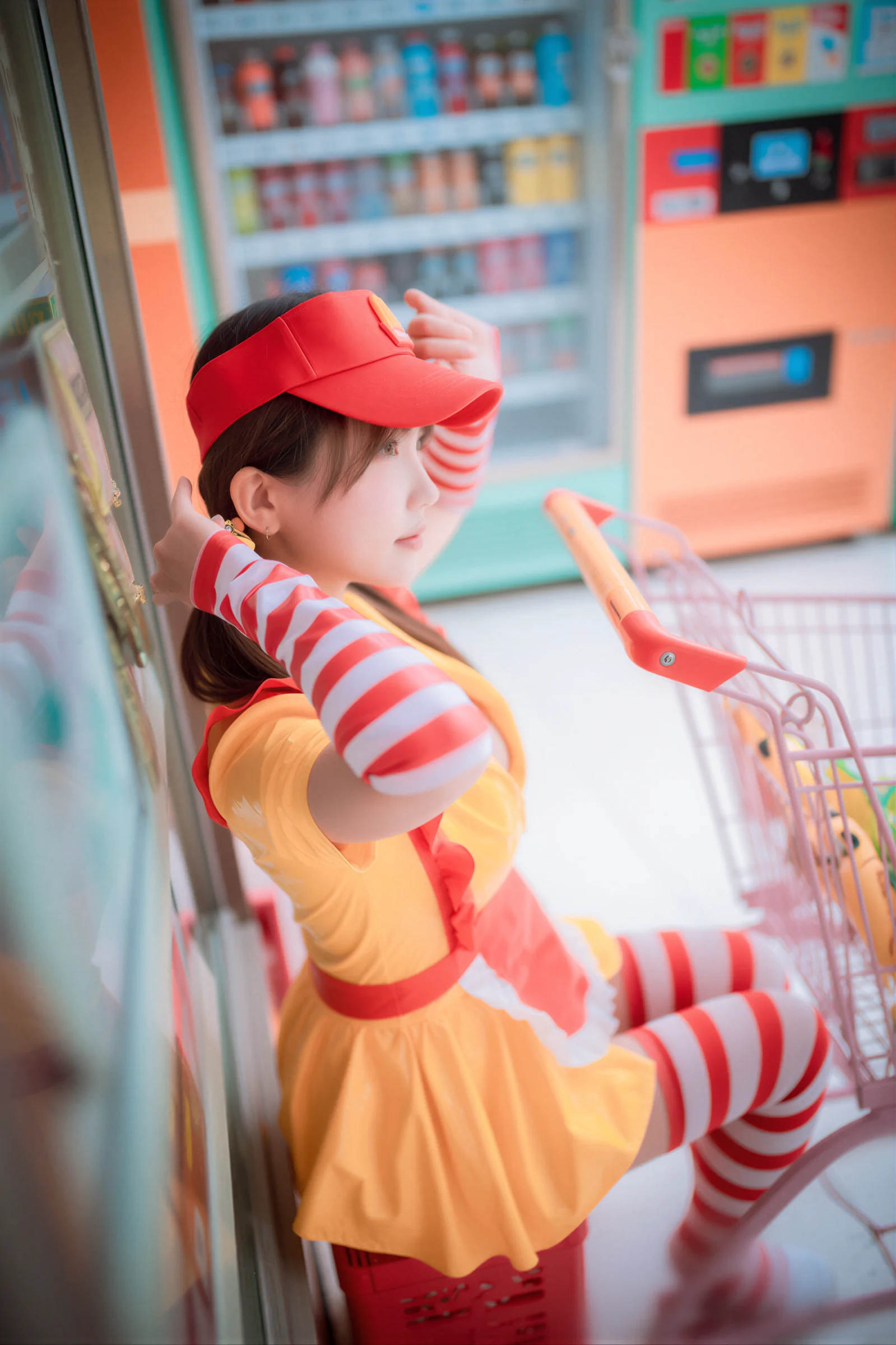 Gallery -         孙乐乐 Son Ye Eun (손예은)  DJAWA Photo McDonald’s Girl - 妹妹美 - Sister Beauty -        - image 3